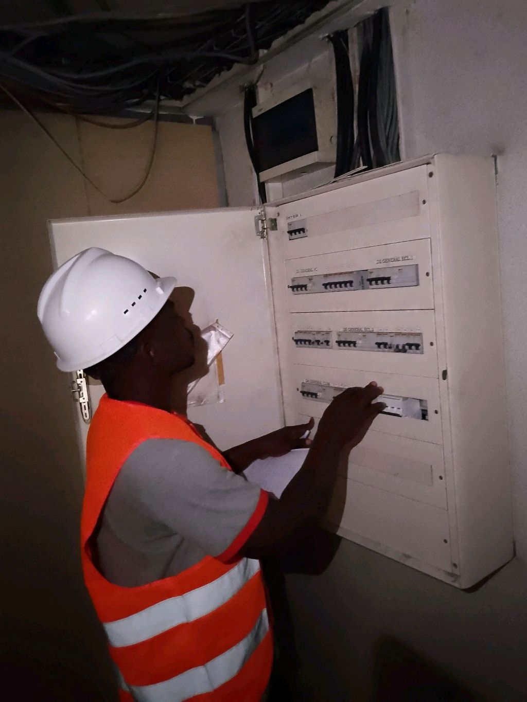 Technicien électricien